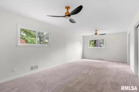 Bedroom - 66 W Hazel Dell Ln, Springfield, IL 62703 photo 1 of 5