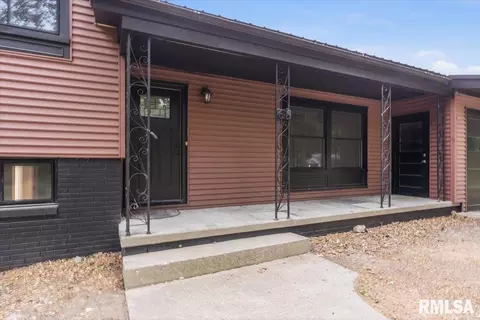 Exterior - 66 W Hazel Dell Ln, Springfield, IL 62703 photo 3 of 8