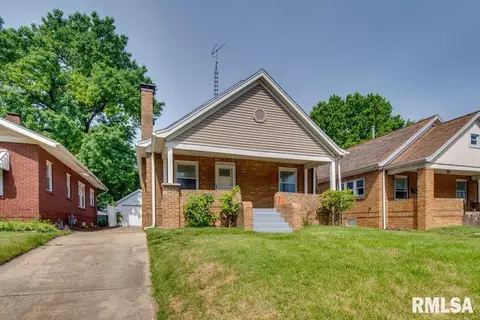 2417 S 6th St, Springfield, IL 62703
