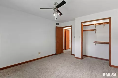 Bedroom - 2525 Lindbergh Blvd, Springfield, IL 62704 photo 5 of 7