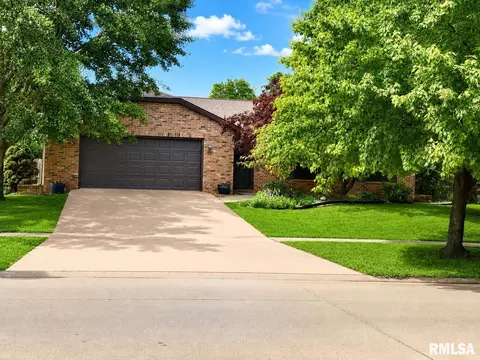 2525 Lindbergh Blvd, Springfield, IL 62704