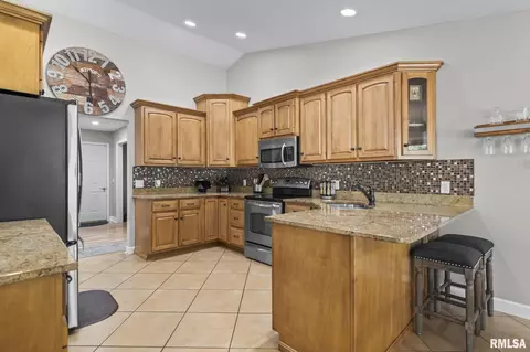2809 Covered Wagon Trl, Springfield, IL 62711 photo 16