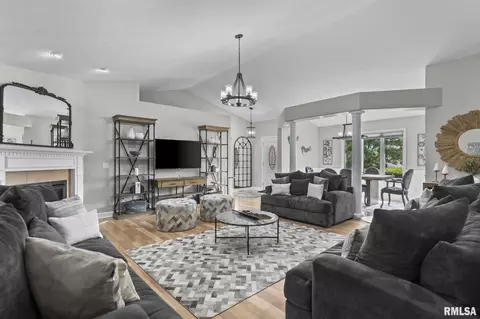 2809 Covered Wagon Trl, Springfield, IL 62711 photo 11
