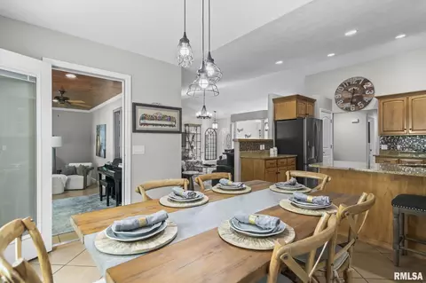 2809 Covered Wagon Trl, Springfield, IL 62711 photo 15