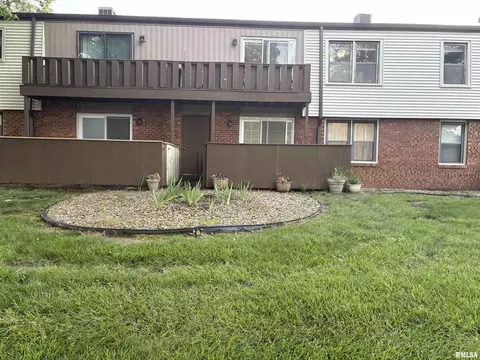Exterior - 1901 Jeanette Ln, Springfield, IL 62702 photo 2 of 6