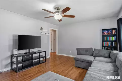 Other - 2309 S Pasfield St, Springfield, IL 62704 photo 1 of 7
