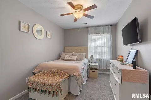 Bedroom - 3712 Kerry Blvd, Springfield, IL 62712 photo 5 of 6