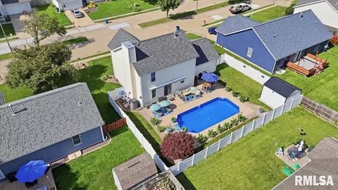 View/Area - 3712 Kerry Blvd, Springfield, IL 62712 photo 1 of 12