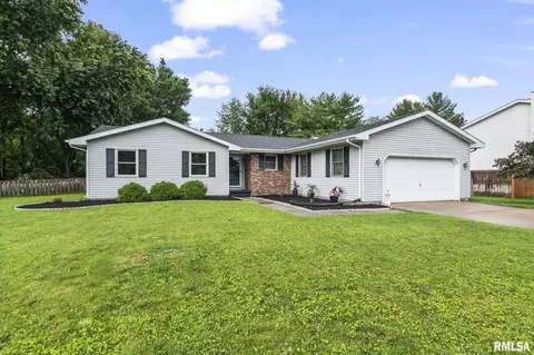 Exterior - 2421 Mayfair Rd, Springfield, IL 62703 photo 8 of 8