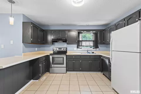 Other - 2421 Mayfair Rd, Springfield, IL 62703 photo 4 of 8