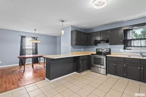 Kitchen - 2421 Mayfair Rd, Springfield, IL 62703 photo 1 of 1