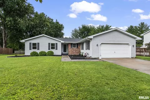 2421 Mayfair Rd, Springfield, IL 62703
