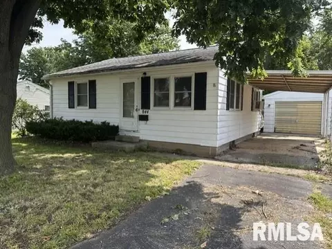 844 N Diamond St, Jacksonville, IL 62650