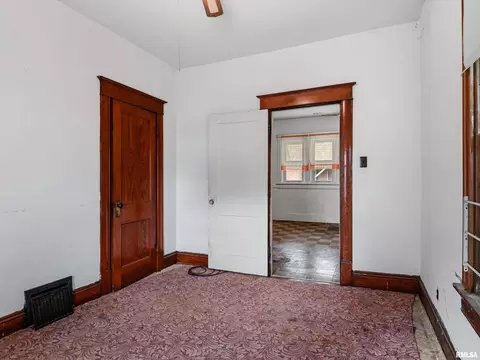 Bedroom - 621 Wood Ave, Springfield, IL 62702 photo 2 of 4