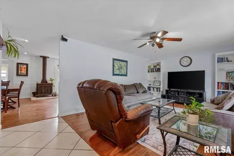Other - 11 Lansing Dr, Springfield, IL 62703 photo 2 of 16