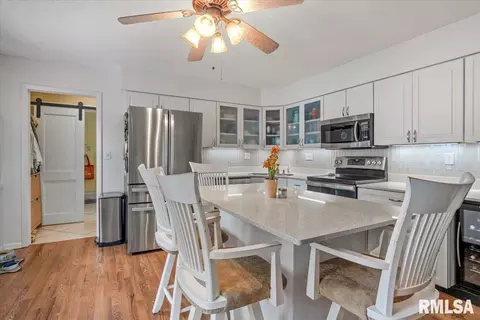 Kitchen - 11 Lansing Dr, Springfield, IL 62703 photo 1 of 1