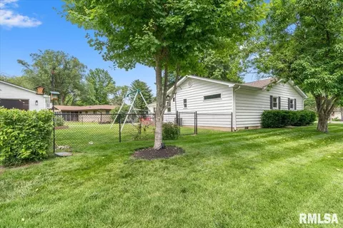 Exterior - 11 Lansing Dr, Springfield, IL 62703 photo 7 of 7