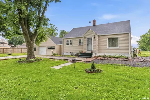 520 W Maple Ave, Springfield, IL 62704