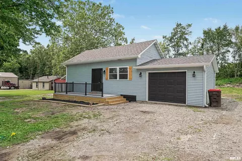 Exterior - 709 S Kickapoo St, Lincoln, IL 62656 photo 1 of 3