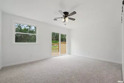 Bedroom - 709 S Kickapoo St, Lincoln, IL 62656 photo 1 of 5