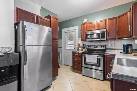 1424 N 6th St, Springfield, IL 62702 photo 11