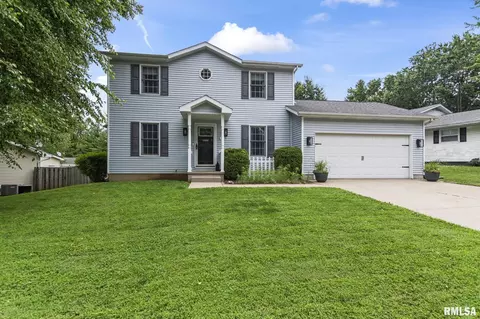 30 Skyview Dr, Springfield, IL 62702