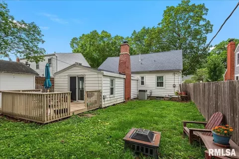 Exterior - 2428 S State St, Springfield, IL 62704 photo 4 of 5