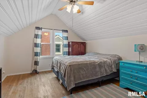 Bedroom - 2428 S State St, Springfield, IL 62704 photo 3 of 5