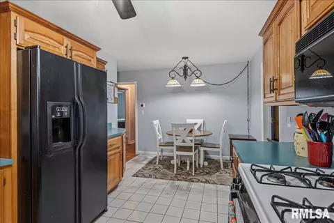 Other - 2428 S State St, Springfield, IL 62704 photo 6 of 9