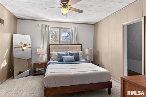 Bedroom - 831 Henrietta St, Springfield, IL 62704 photo 1 of 5