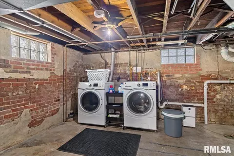 Other - 831 Henrietta St, Springfield, IL 62704 photo 6 of 6