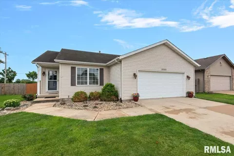 3060 Buena Vista Dr, Springfield, IL 62707