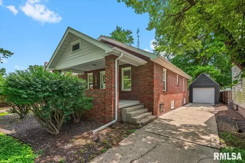 1902 Dial Ct, Springfield, IL 62704