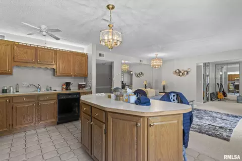 Kitchen - 2650 Cooper Ave, Springfield, IL 62702 photo 1 of 4