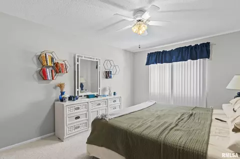 Bedroom - 2650 Cooper Ave, Springfield, IL 62702 photo 6 of 6