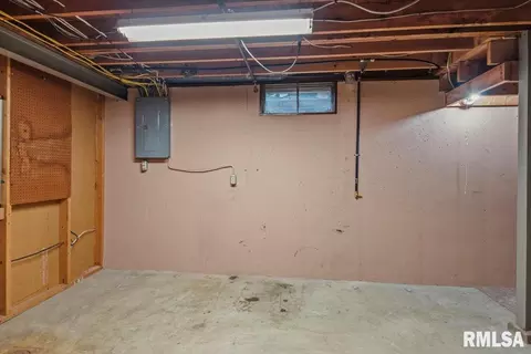 Other - 124 Nottingham Rd, Springfield, IL 62704 photo 10 of 11