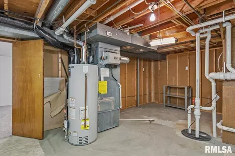 Other - 124 Nottingham Rd, Springfield, IL 62704 photo 9 of 11
