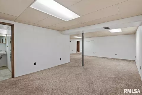 Other - 124 Nottingham Rd, Springfield, IL 62704 photo 6 of 11