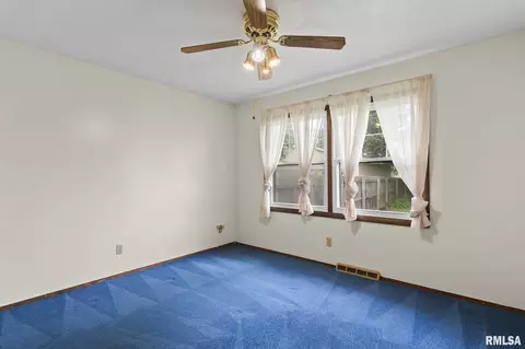 3025 E Griffiths Ave, Springfield, IL 62702 photo 15