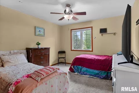 Bedroom - 2517 Dickens Dr, Springfield, IL 62711 photo 4 of 9