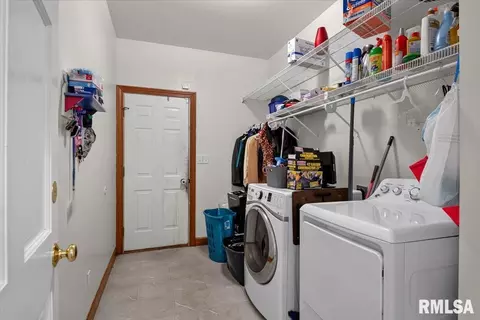 Other - 2517 Dickens Dr, Springfield, IL 62711 photo 5 of 11