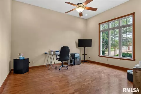 Other - 2517 Dickens Dr, Springfield, IL 62711 photo 2 of 11