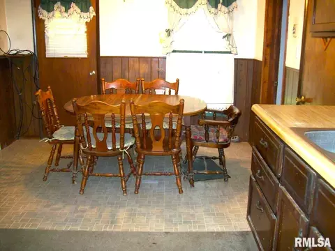Dining - 37 Lewis St, Winchester, IL 62694 photo 1 of 1