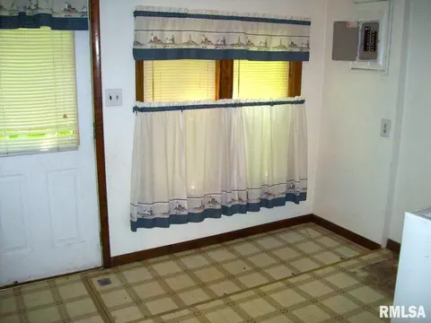Other - 37 Lewis St, Winchester, IL 62694 photo 1 of 3