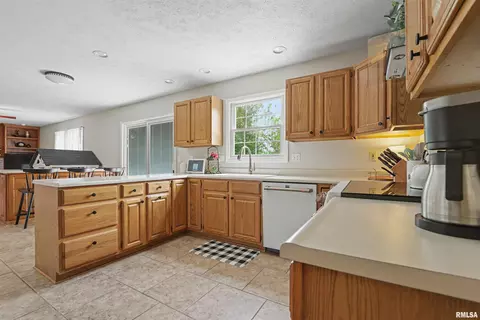 Kitchen - 416 S Maple Ave, Minier, IL 61759 photo 1 of 3