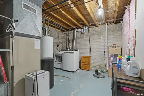 Other - 416 S Maple Ave, Minier, IL 61759 photo 5 of 10