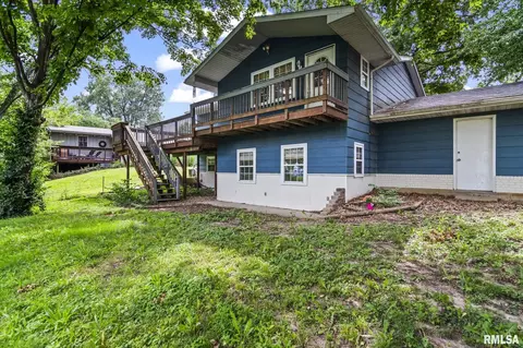 Exterior - 2 Groton Dr, Springfield, IL 62702 photo 3 of 7