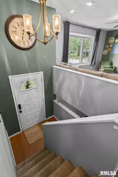 Entry Way - 2 Groton Dr, Springfield, IL 62702 photo 1 of 1