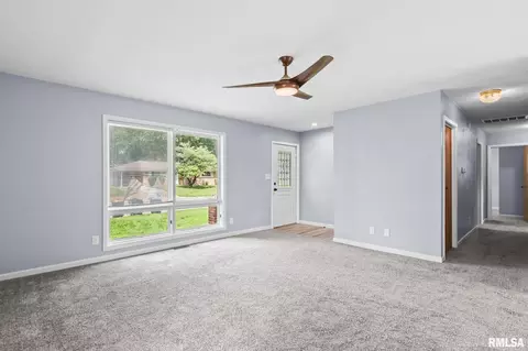 4 N Oxford Rd, Springfield, IL 62702 photo 7