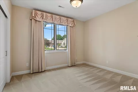 Bedroom - 805 Colorado Ct, Springfield, IL 62711 photo 3 of 4